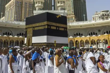 203 Ribu Jemaah Indonesia Siap Jalani Puncak Haji di Arafah ilustrasi haji (foto: Yasir Gürbüz/pexels)