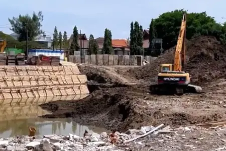 Minimalisir Banjir, Surabaya Kebut Pembangunan 4 Bozem Baru Tahun 2025 Pemkot Surabaya percepat pembangunan 4 bozem baru di 2025 untuk kendalikan banjir sekaligus jadi ruang publik ramah warga.