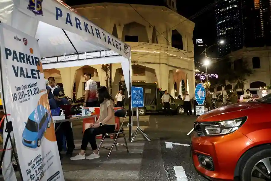 parkir surabaya